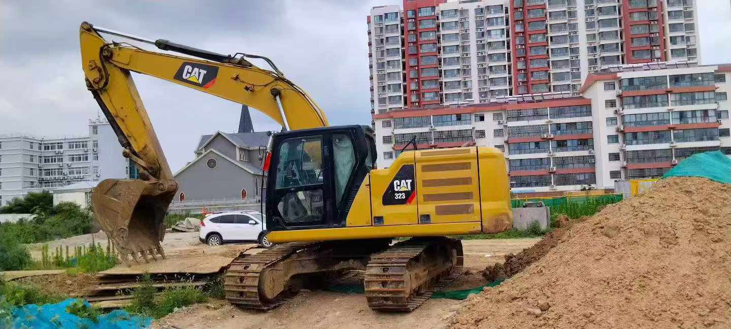 Buy Caterpillar 323 Used Excavator / 3 Buy Caterpillar 323 Used Excavator / 3
