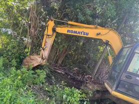 Buy Komatsu PC60 Used Excavator / 2 Buy Komatsu PC60 Used Excavator / 2