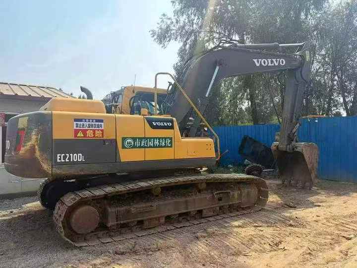 Buy Volvo EC210B Used Excavator / 4