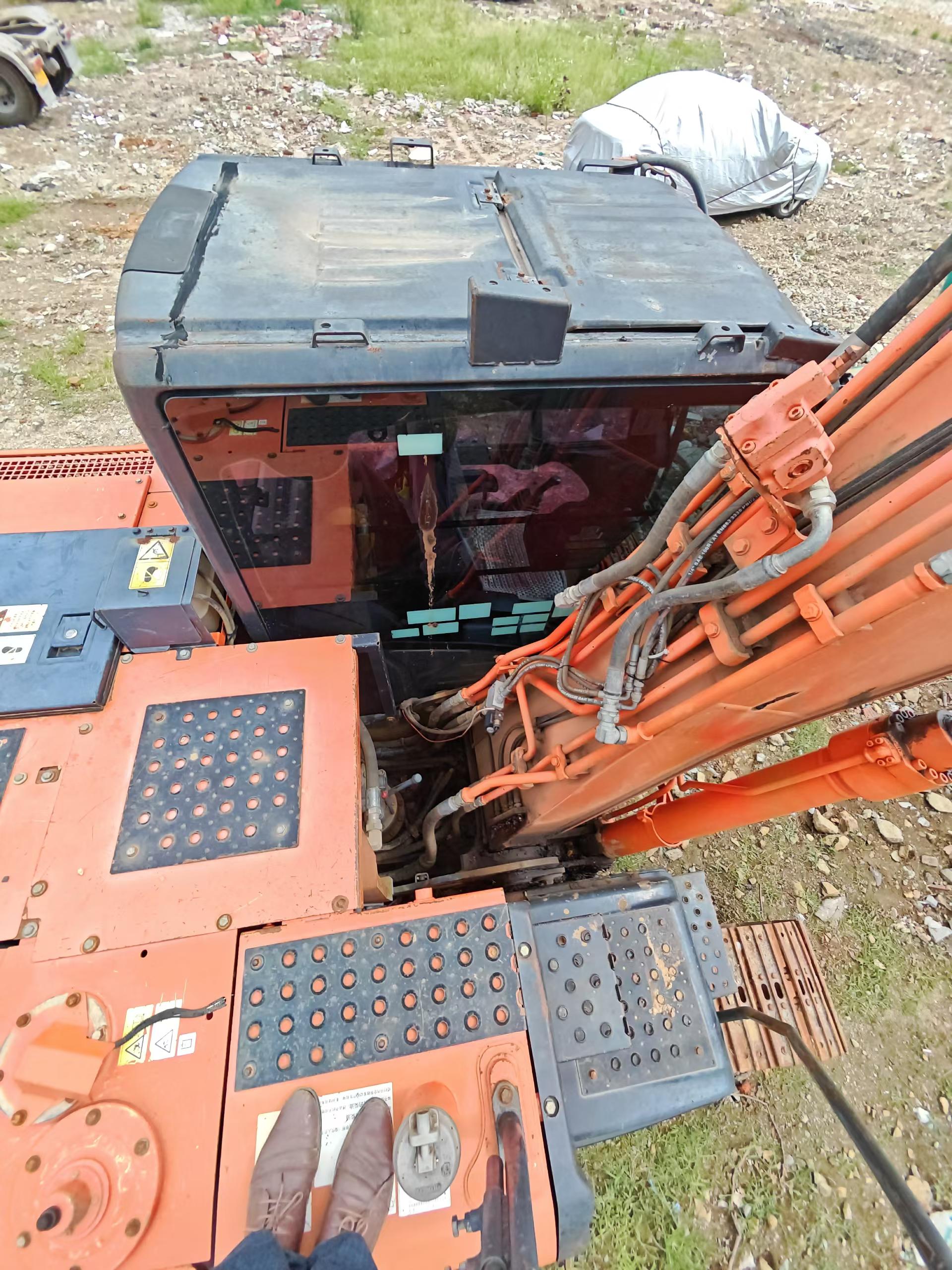 Buy Hitachi ZX130-5A Used Excavator / 6 Buy Hitachi ZX130-5A Used Excavator / 6