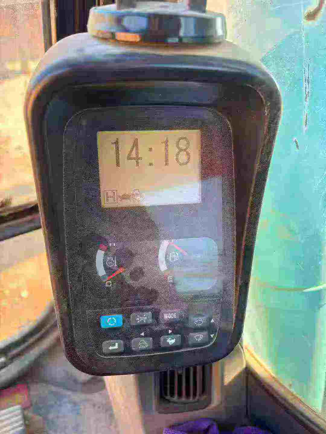 Buy Kobelco SK260 Used Excavator / 9