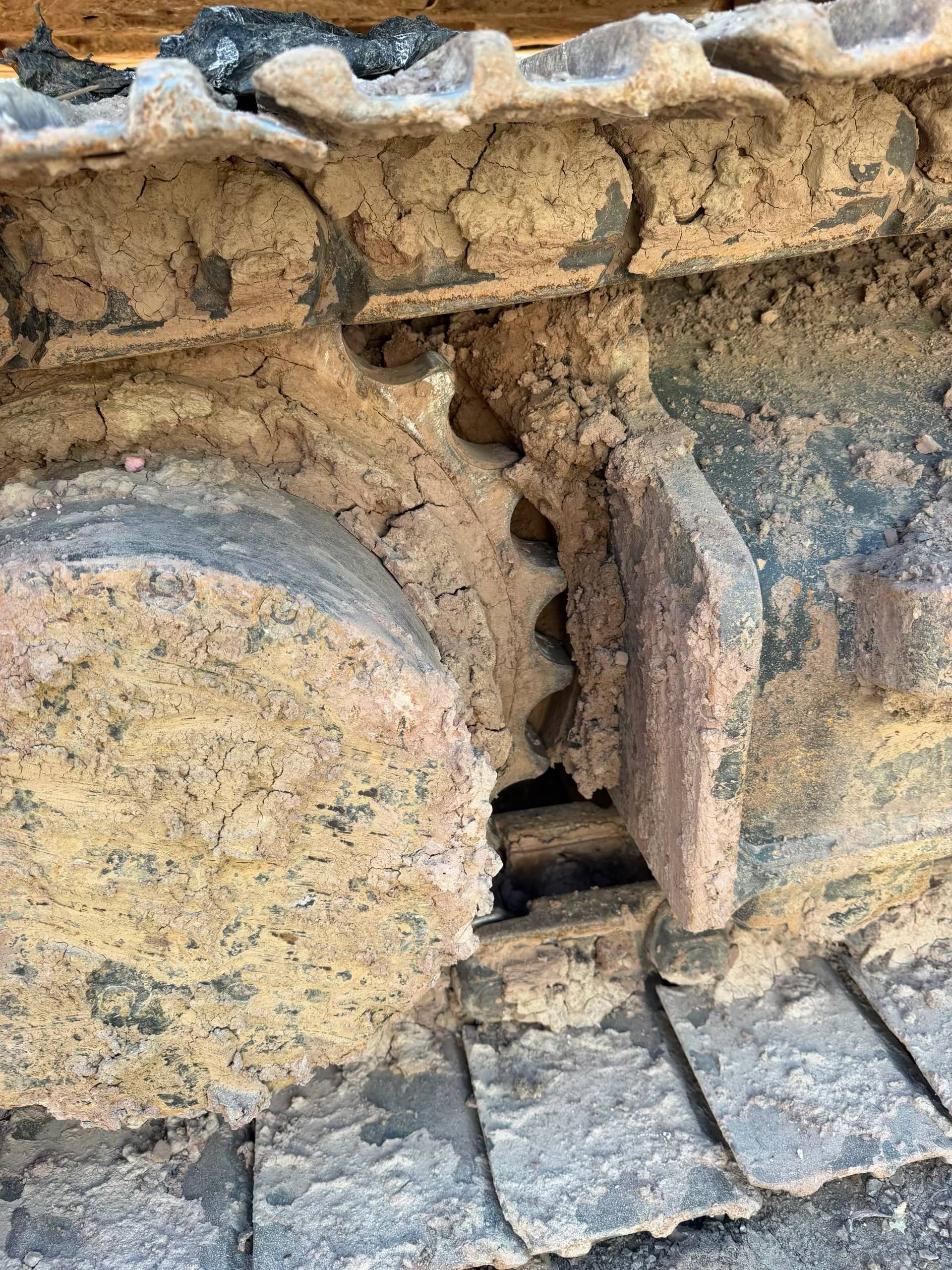 Buy Hyundai R215-7 Used Excavator / 7 Buy Hyundai R215-7 Used Excavator / 7