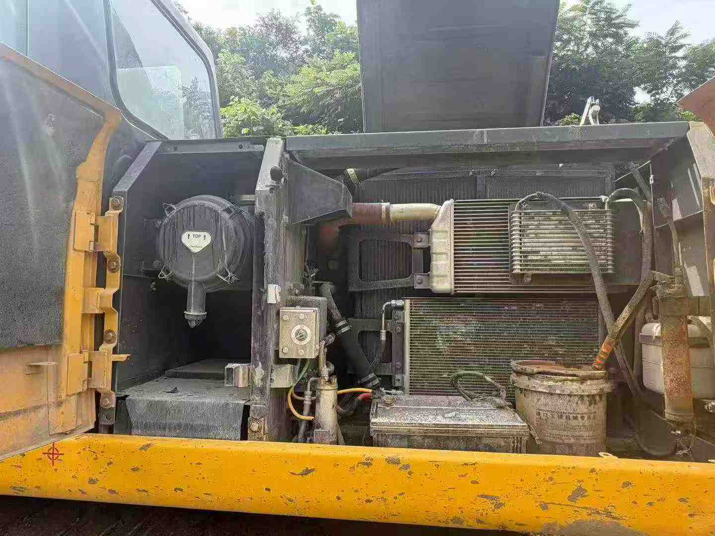 Buy Sumitomo SH200A5 Used Excavator / 8 Buy Sumitomo SH200A5 Used Excavator / 8