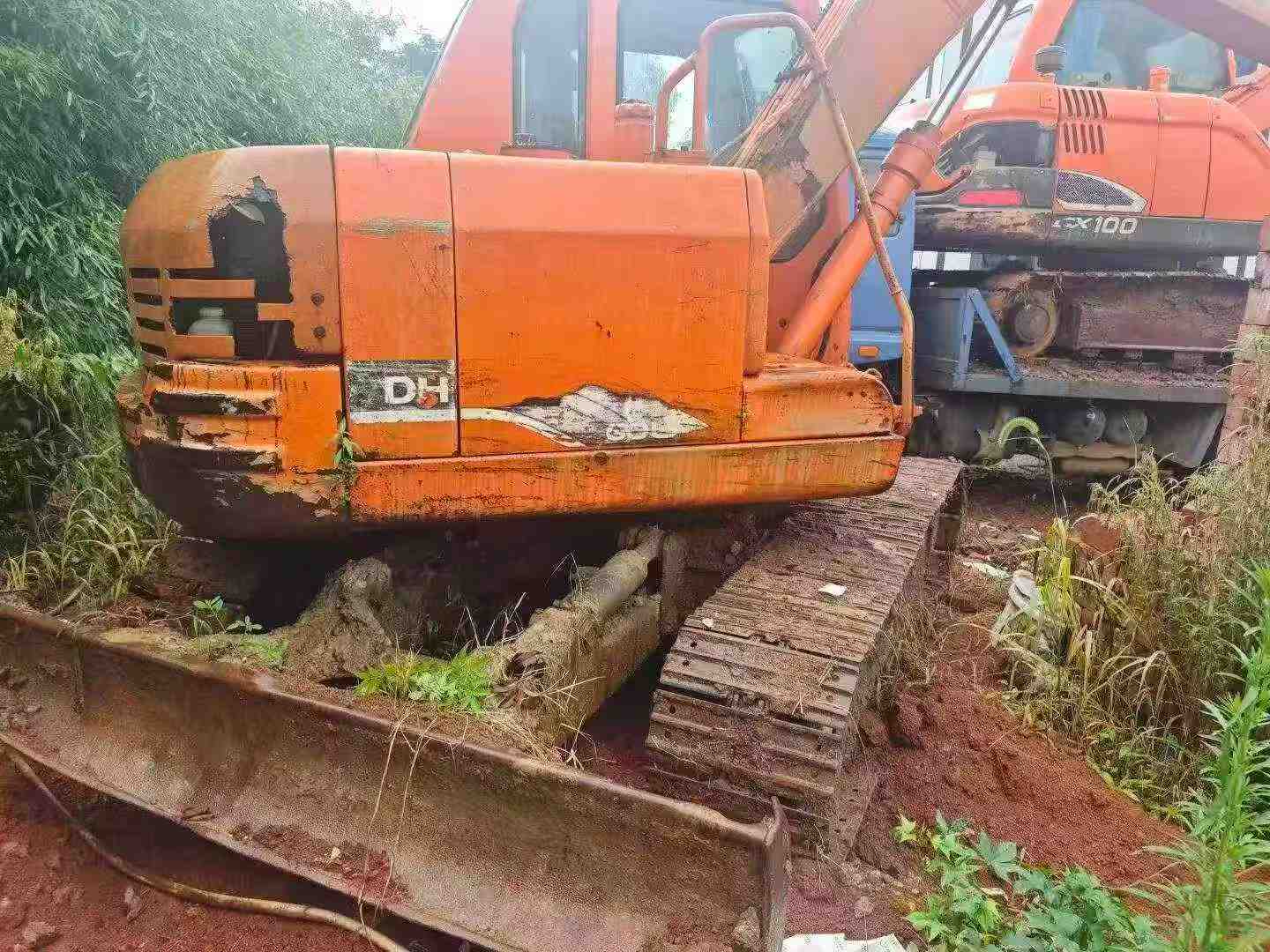 Buy Doosan DH80 Used Excavator / 3 Buy Doosan DH80 Used Excavator / 3