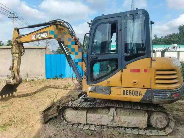 Buy XCMG XE60 Used Excavator / 1