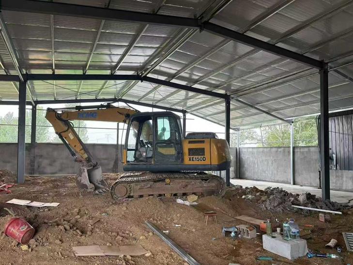 Buy XCMG XE150 Used Excavator / 1
