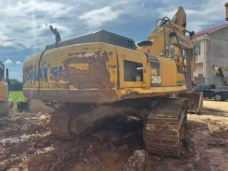 Buy Komatsu PC360-7 Used Excavator / 1