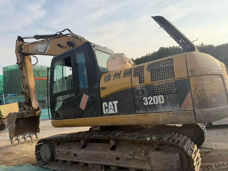 Buy Caterpillar 320A Used Excavator / 1