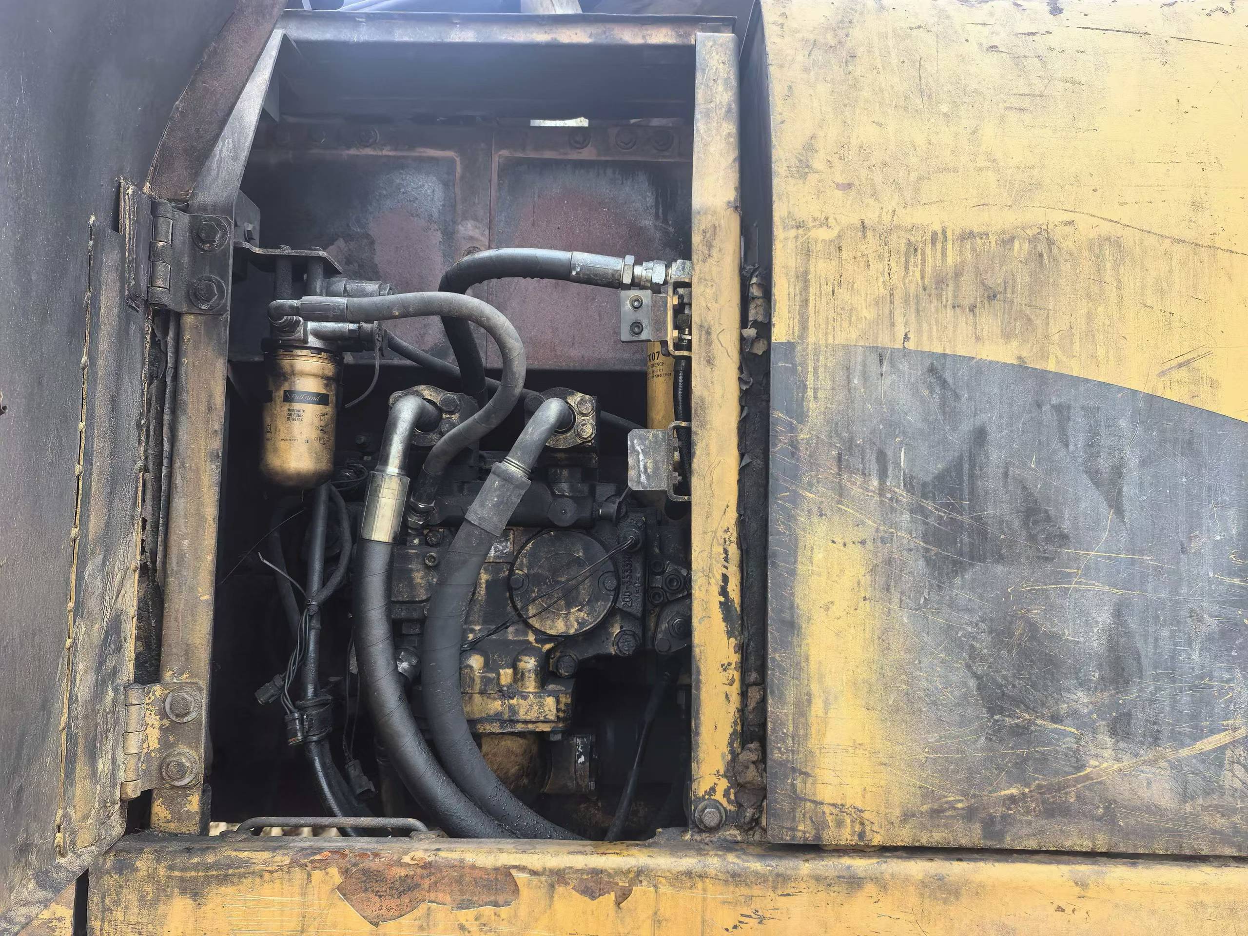 Buy Caterpillar 320D Used Excavator / 6 Buy Caterpillar 320D Used Excavator / 6