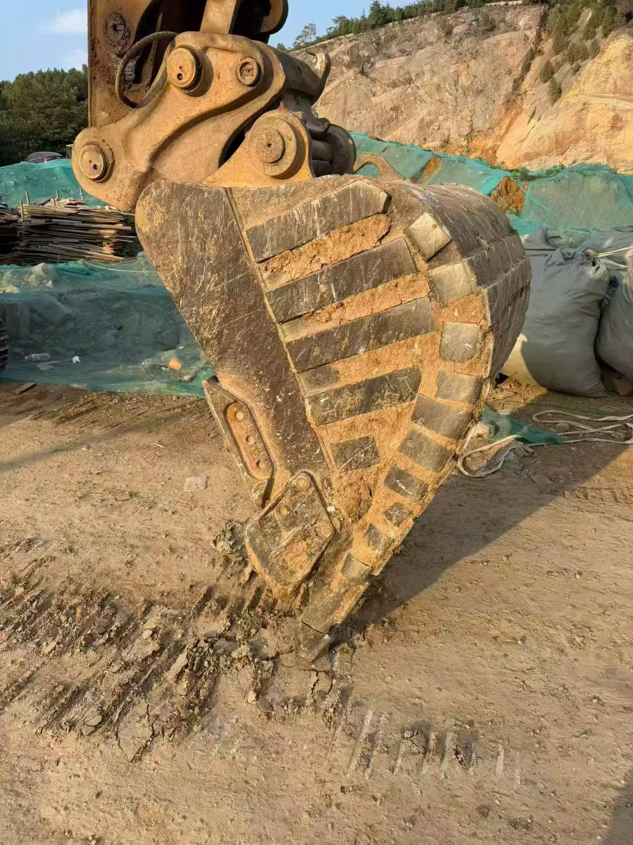 Buy Caterpillar 320A Used Excavator / 7 Buy Caterpillar 320A Used Excavator / 7