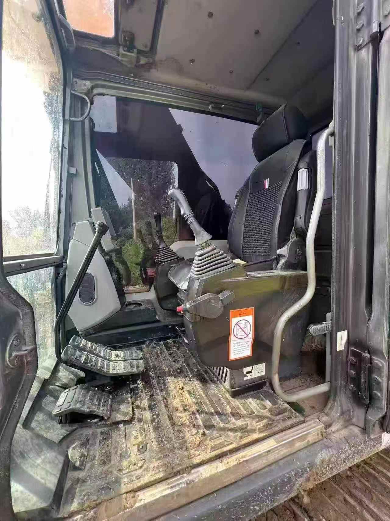 Buy Sany SY215C-8 Used Excavator / 6