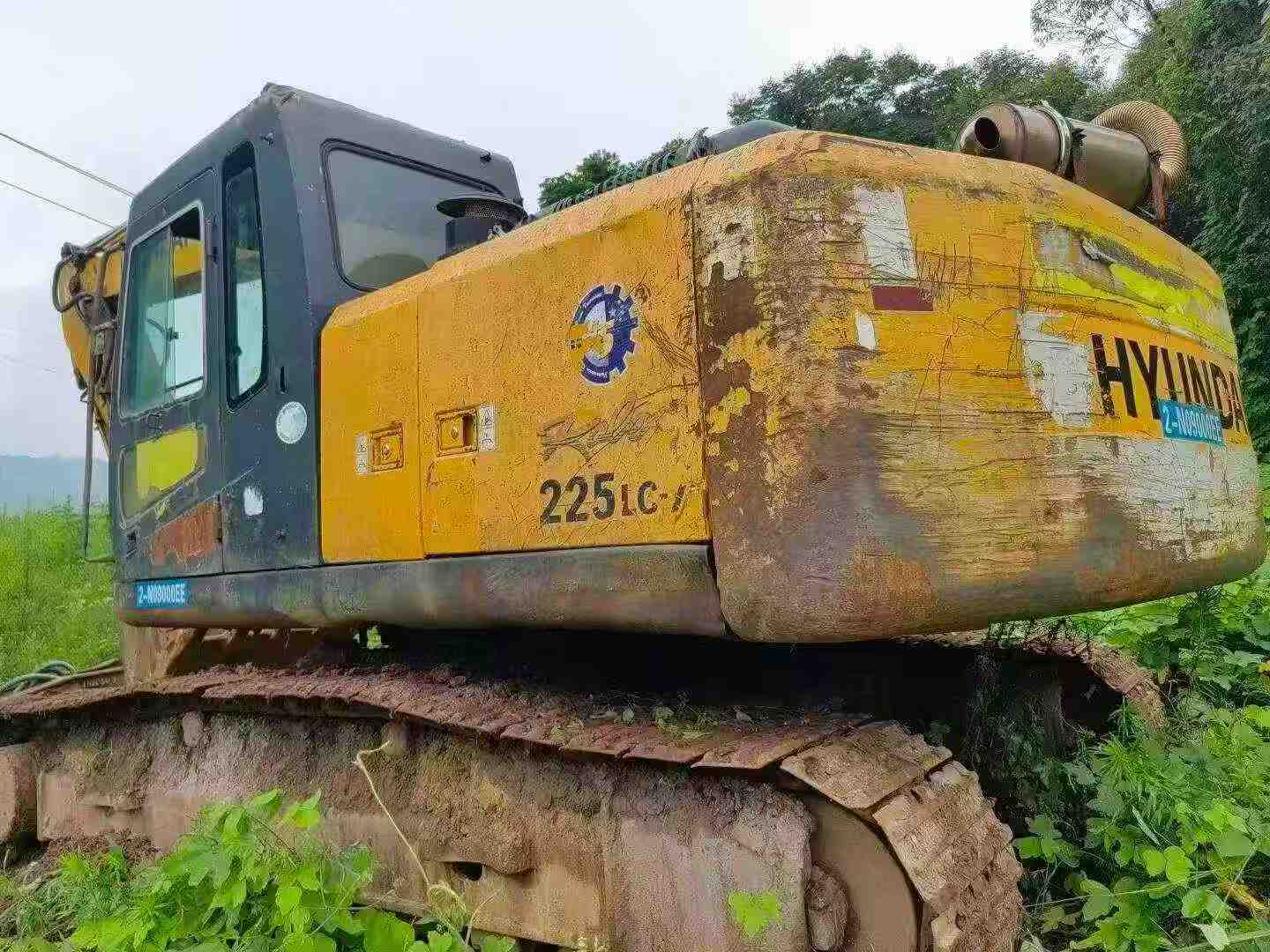 Buy Hyundai R225-7 Used Excavator / 3 Buy Hyundai R225-7 Used Excavator / 3