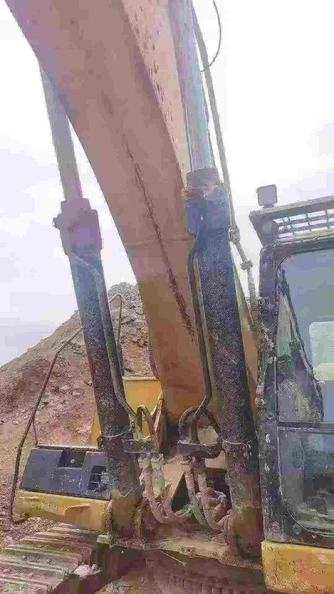 Buy Caterpillar 349E Used Excavator / 5