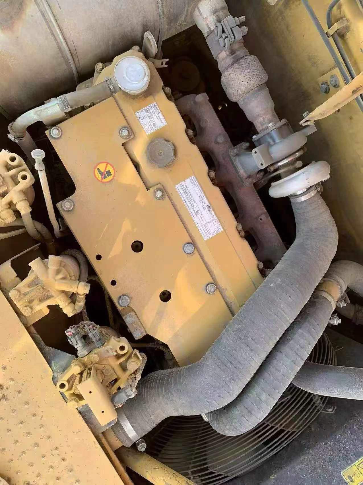 Buy Caterpillar 323D2L Used Excavator / 3 Buy Caterpillar 323D2L Used Excavator / 3