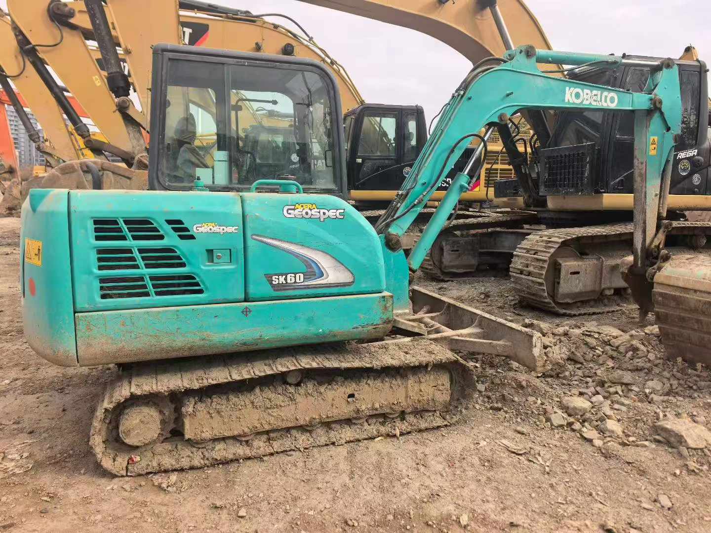 Buy Kobelco SK20SR Used Excavator / 1