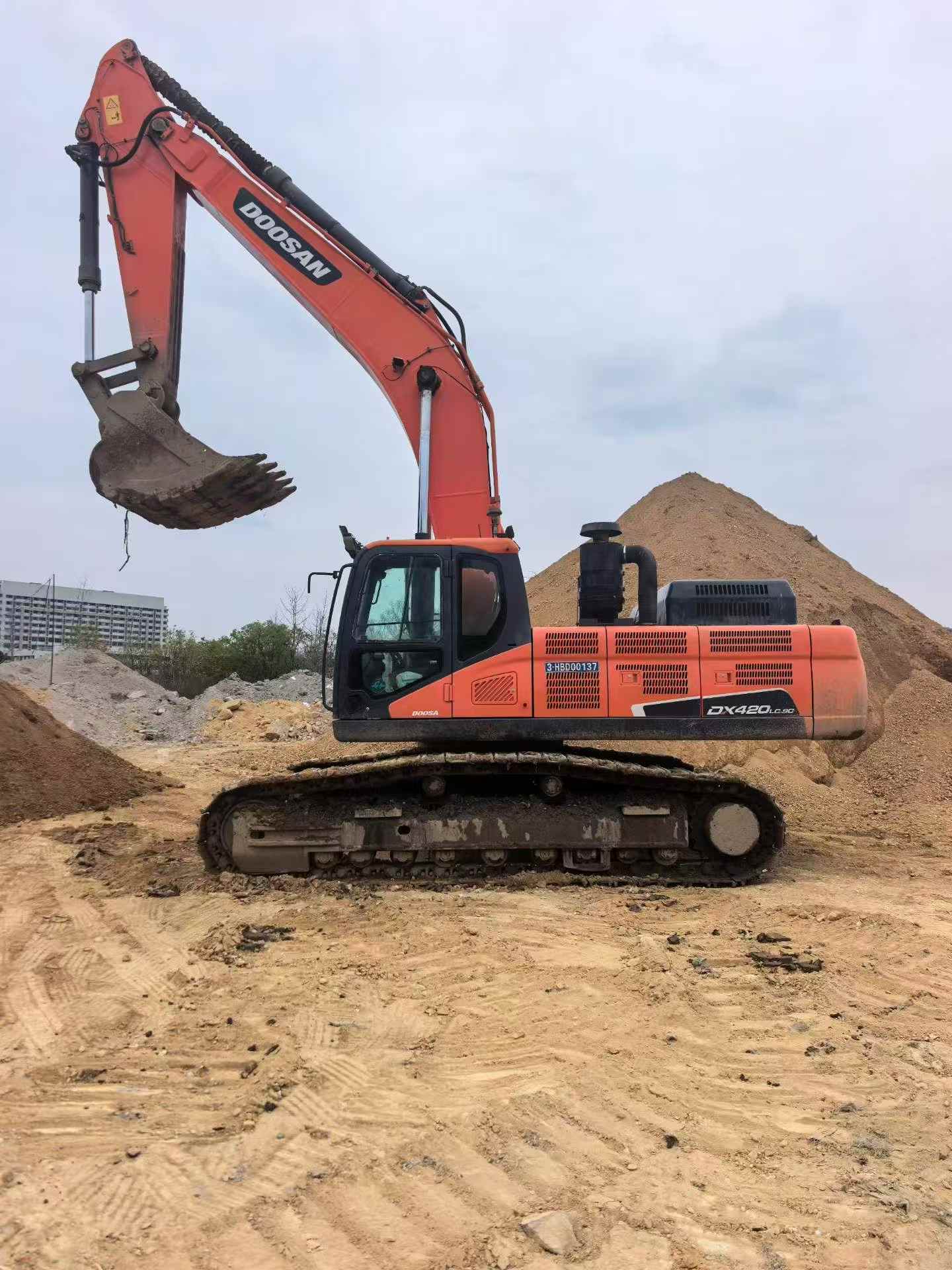 Buy Doosan DH420 Used Excavator / 9 Buy Doosan DH420 Used Excavator / 9