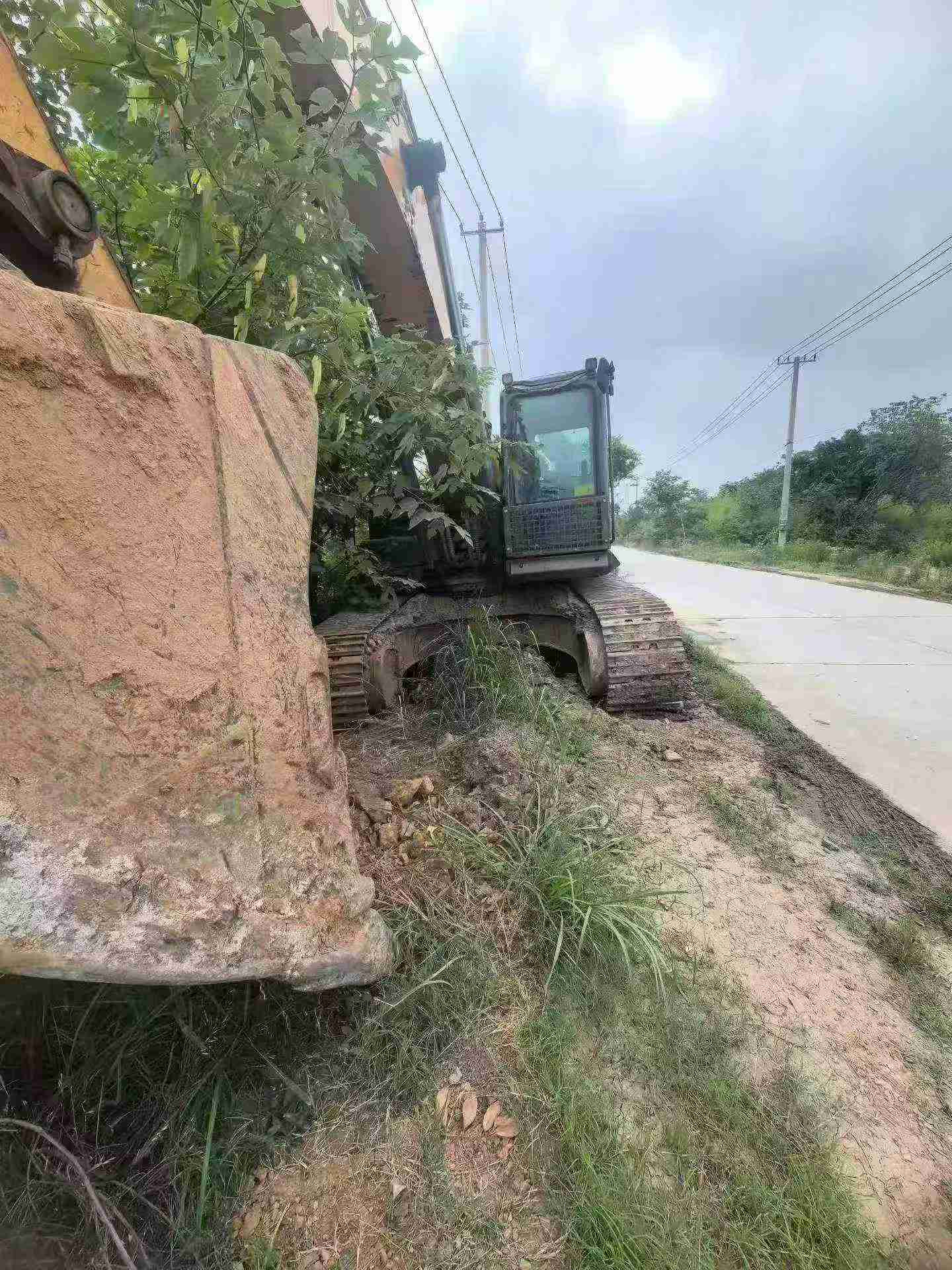 Buy XCMG XE380DK Used Excavator / 9 Buy XCMG XE380DK Used Excavator / 9
