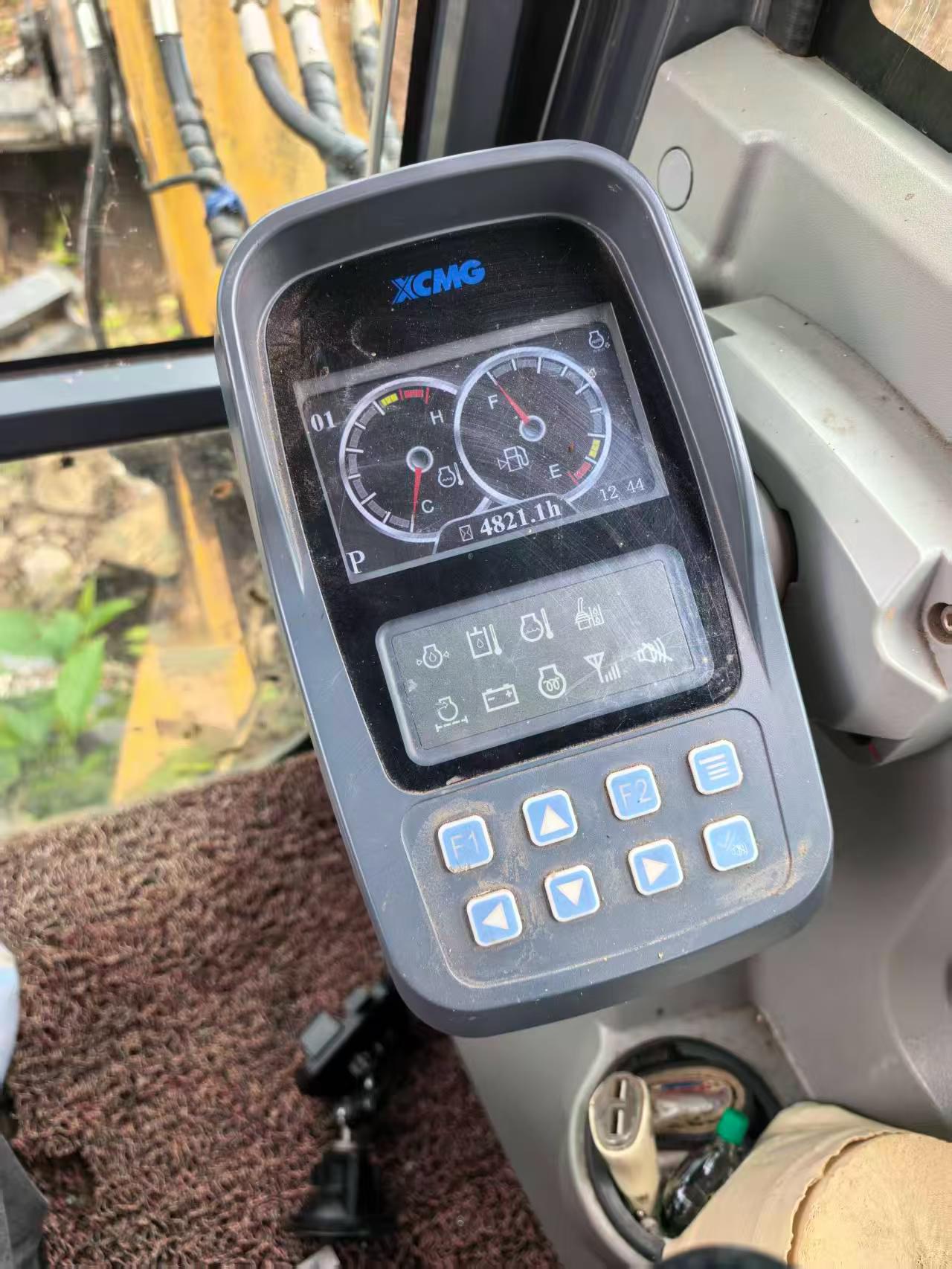 Buy XCMG XE60 Used Excavator / 4 Buy XCMG XE60 Used Excavator / 4