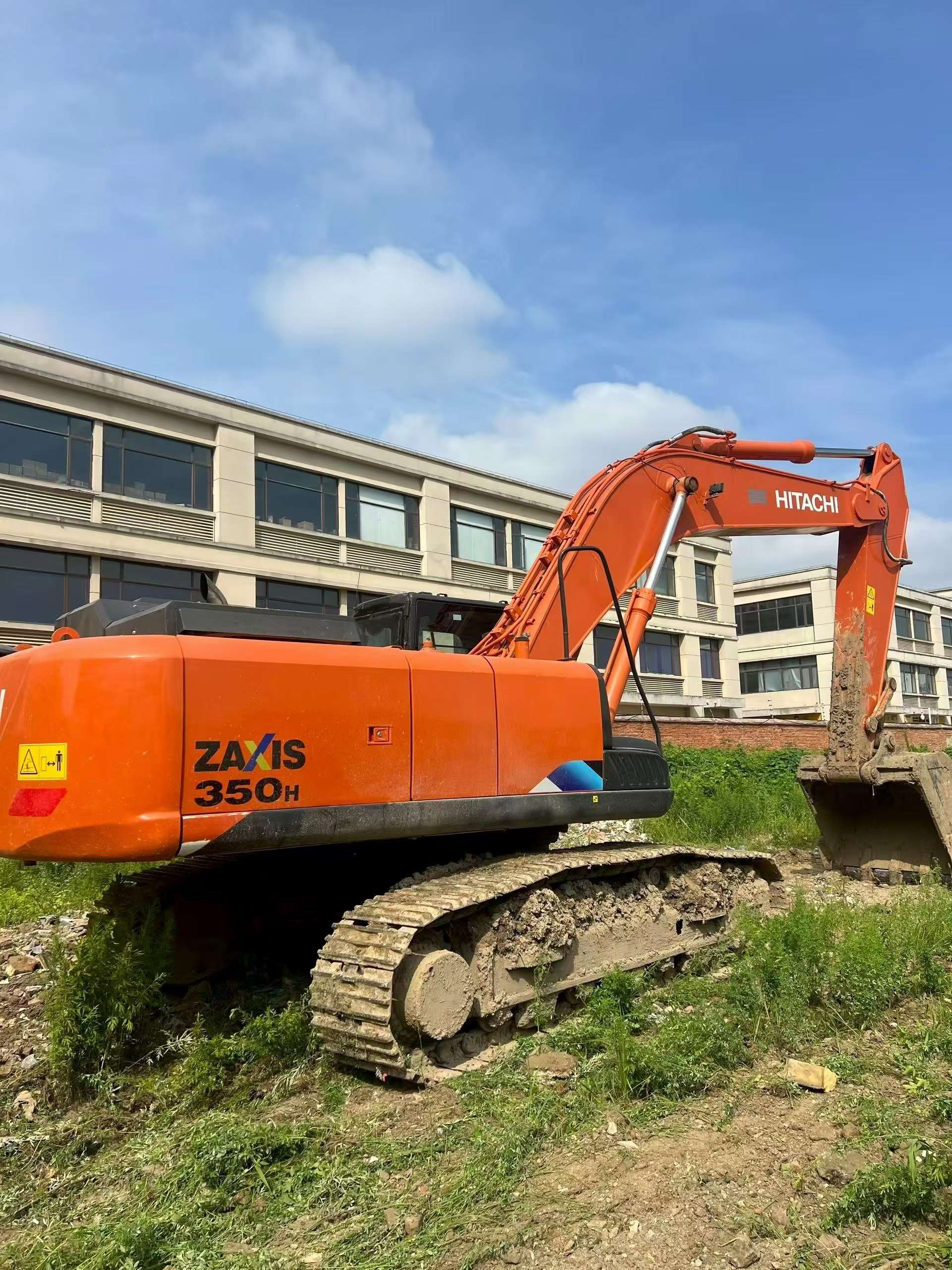 Buy Hitachi ZX350H Used Excavator / 2 Buy Hitachi ZX350H Used Excavator / 2