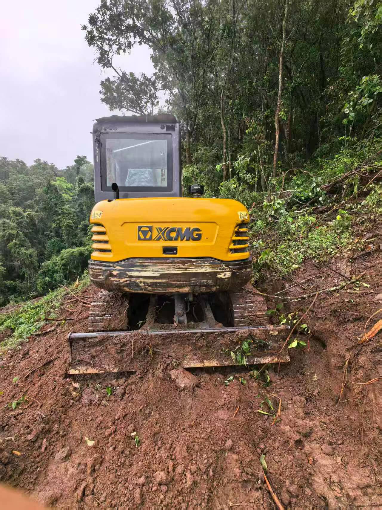 Buy XCMG XE60 Used Excavator / 3 Buy XCMG XE60 Used Excavator / 3