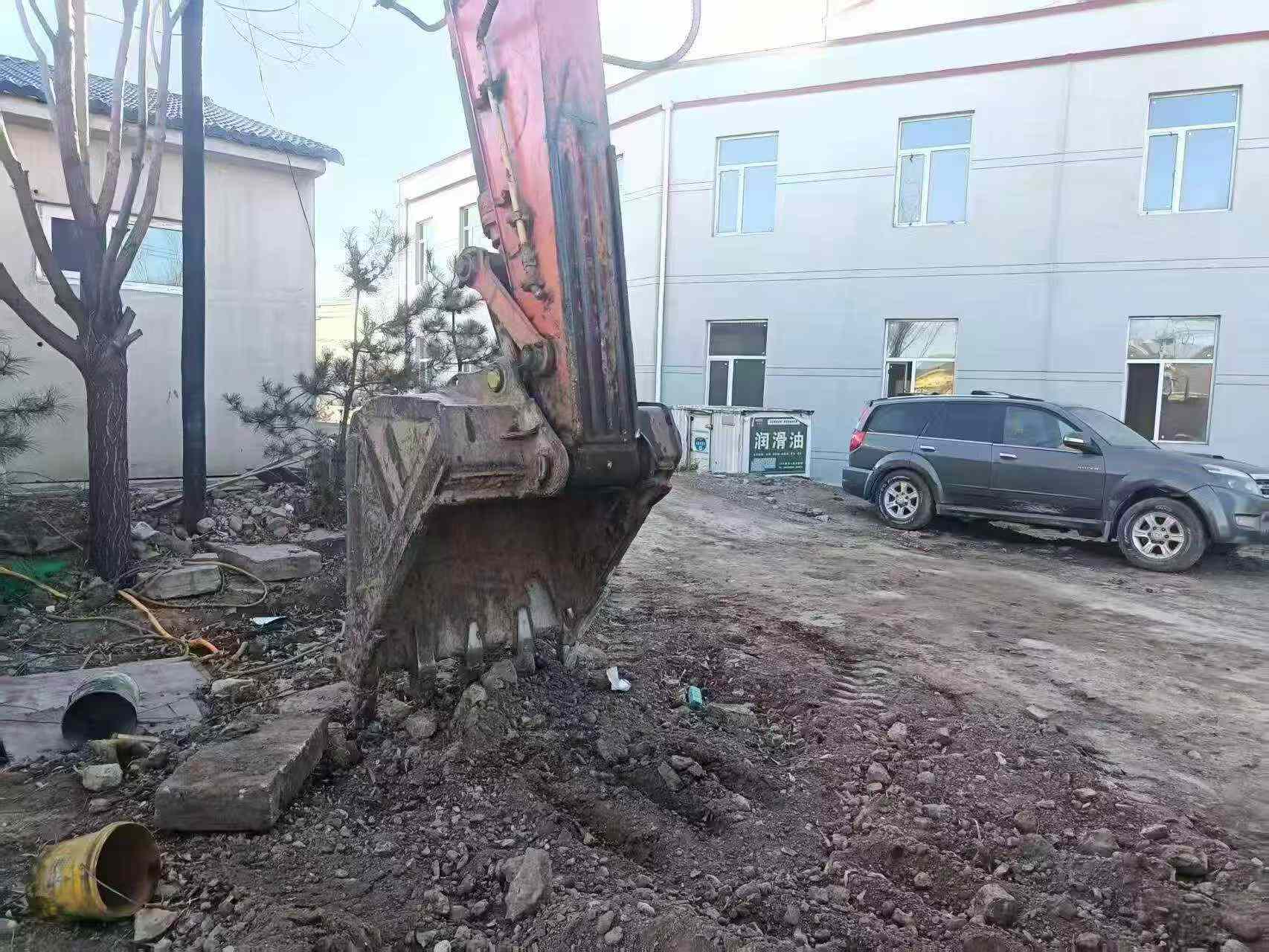Buy Doosan DH300-7 Used Excavator / 4 Buy Doosan DH300-7 Used Excavator / 4