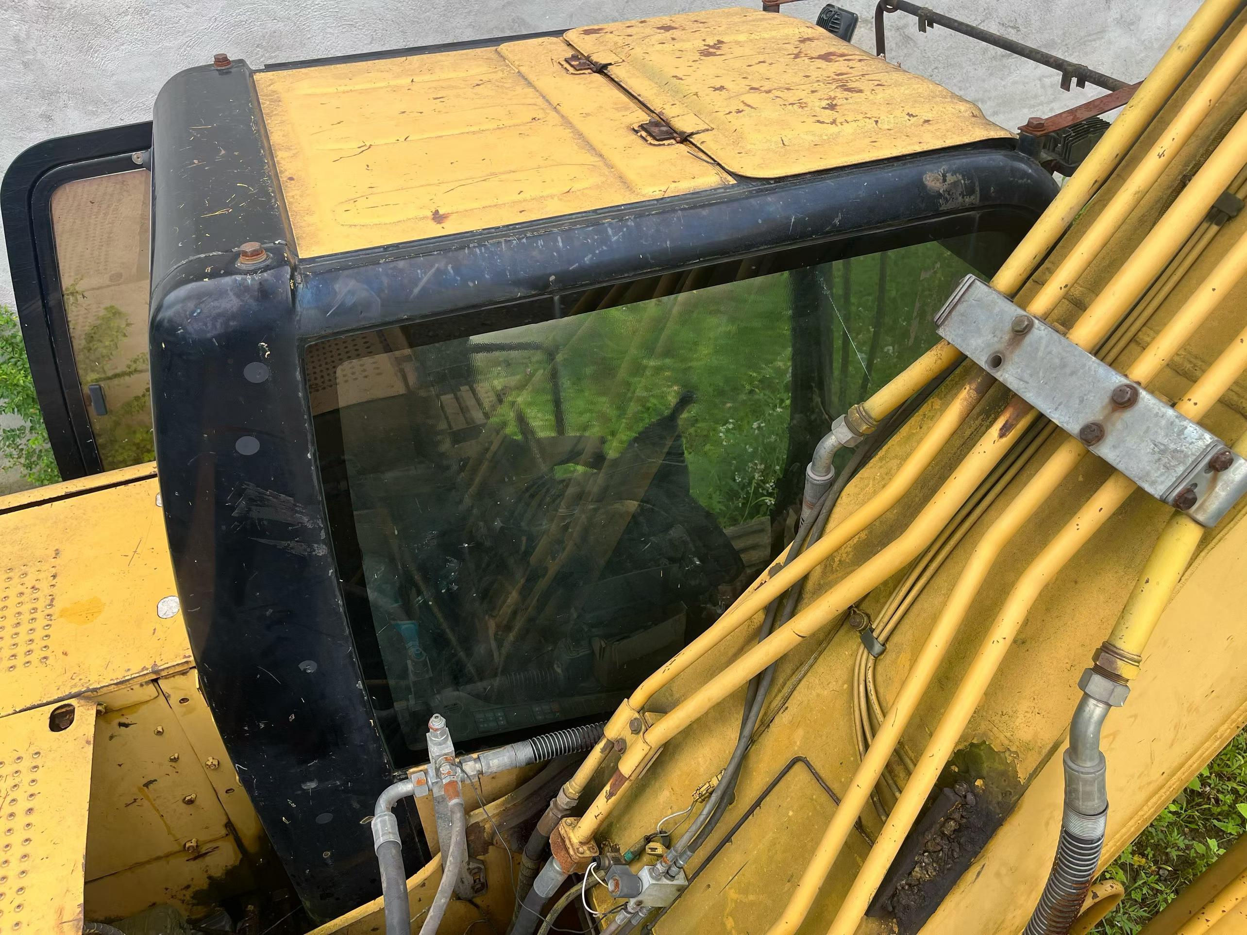 Buy Caterpillar 320D Used Excavator / 6 Buy Caterpillar 320D Used Excavator / 6