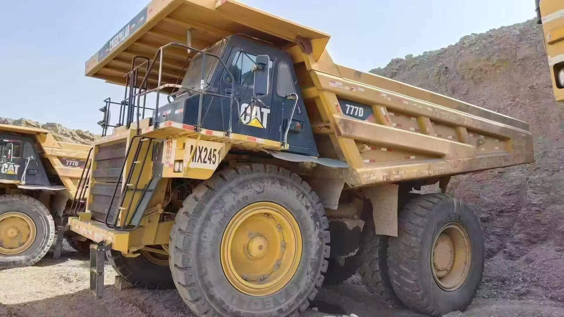 Buy Caterpillar Used Excavator / 2 Buy Caterpillar Used Excavator / 2