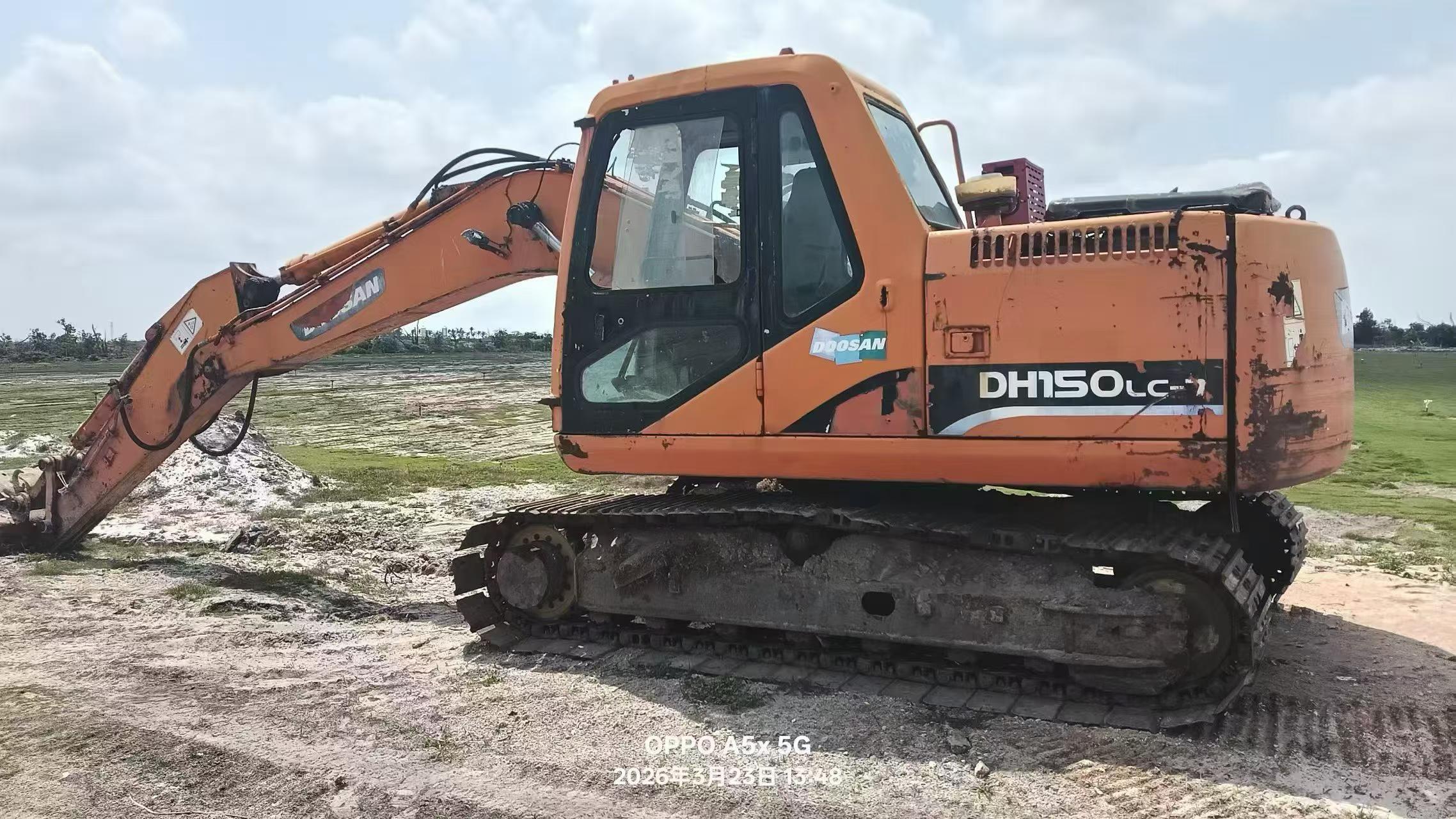 Buy Doosan DH150-7 Used Excavator / 1