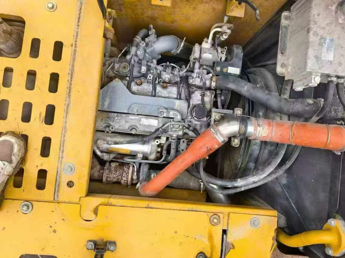Buy Sany SY125C Used Excavator / 7 Buy Sany SY125C Used Excavator / 7