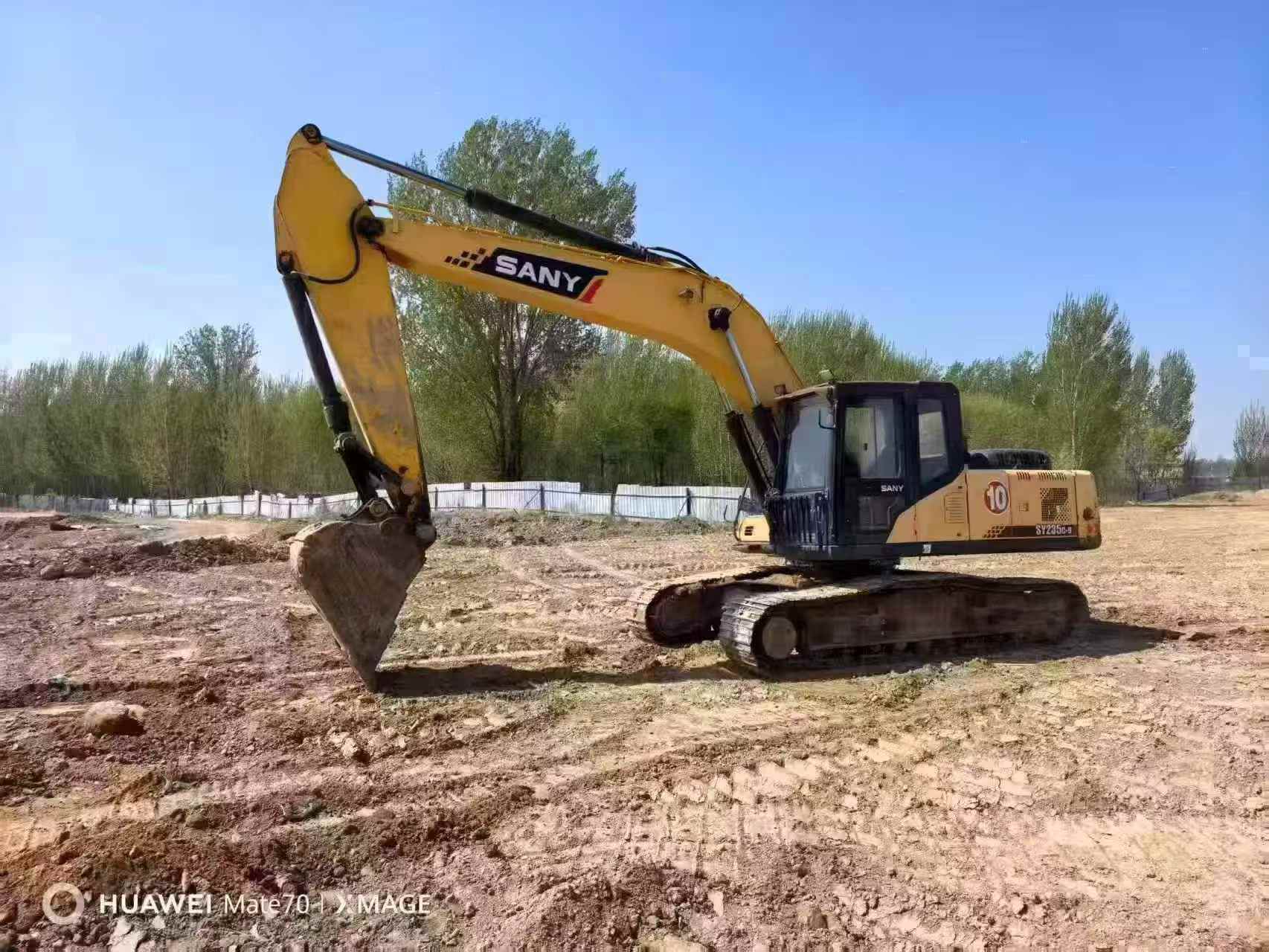 Buy Sany SY235C-8 Used Excavator / 1