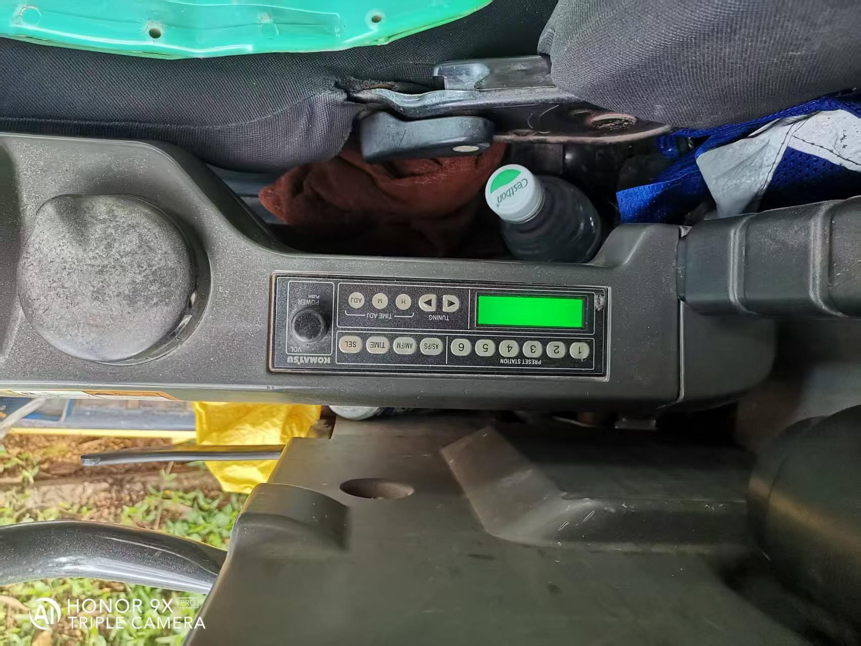 Buy Komatsu PC60-8 Used Excavator / 3 Buy Komatsu PC60-8 Used Excavator / 3