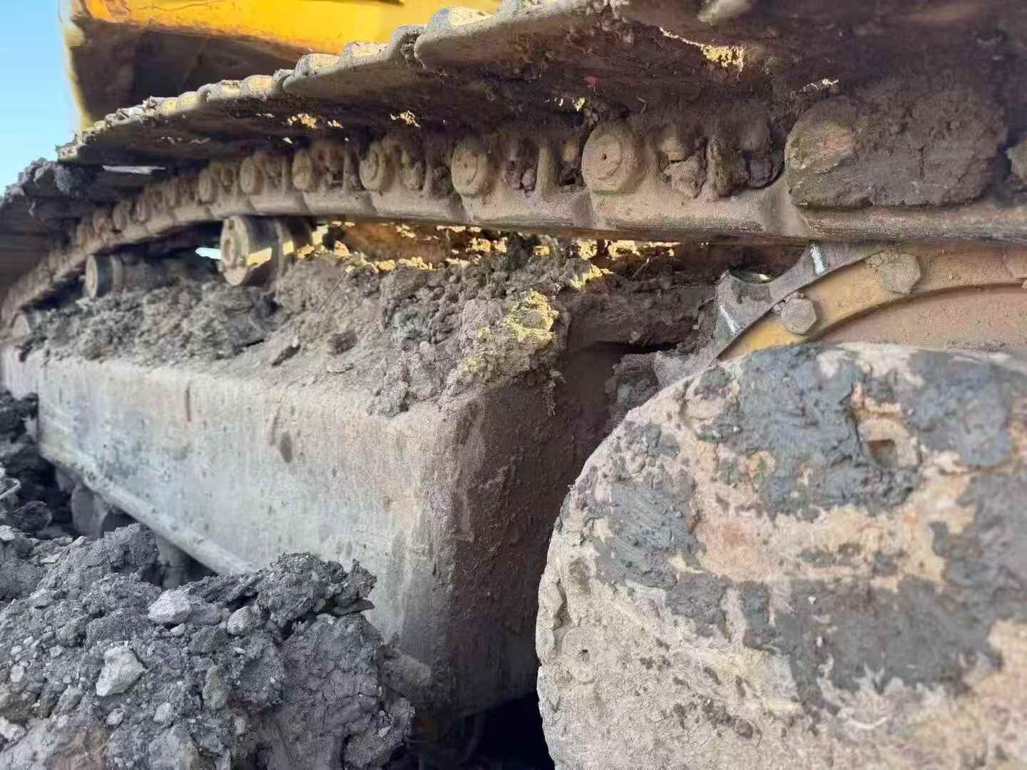 Buy Komatsu PC200-8 Used Excavator / 8 Buy Komatsu PC200-8 Used Excavator / 8