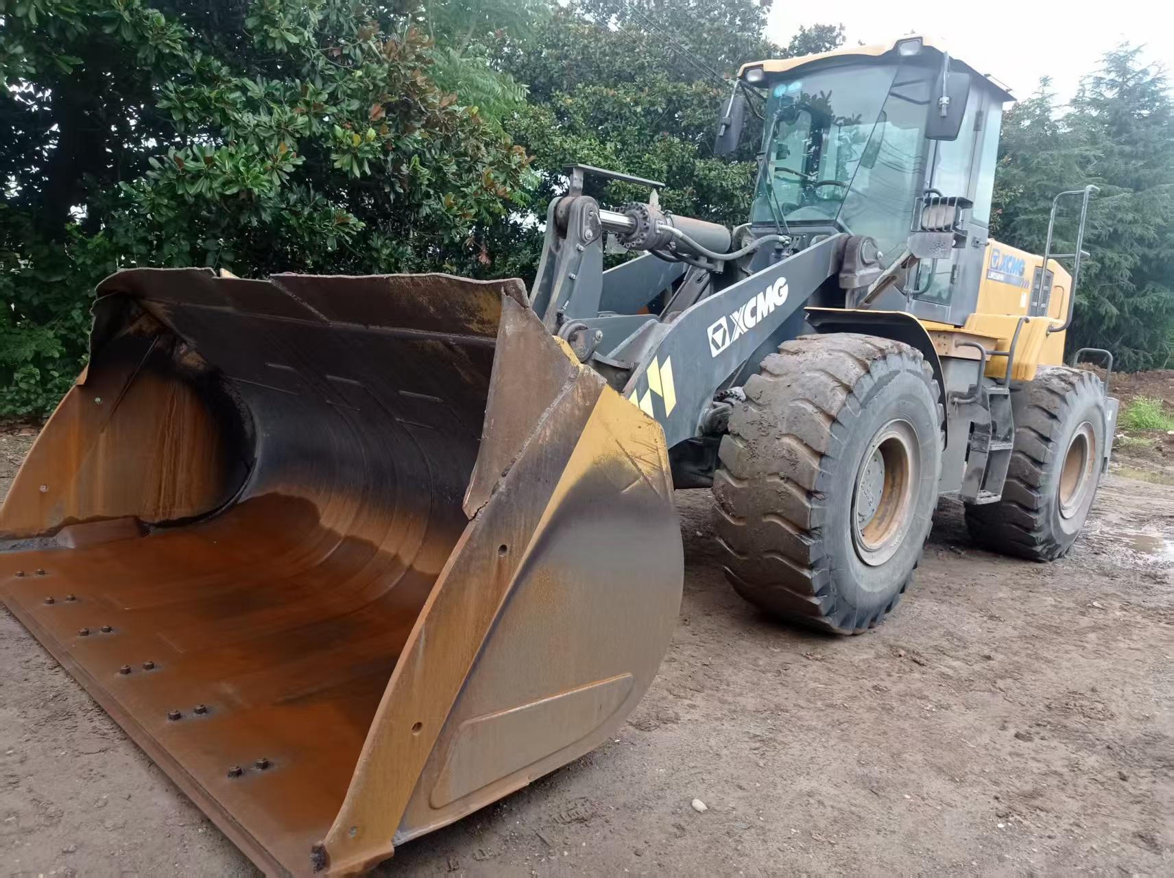 Buy XCMG LW550HV Used Loader / 1
