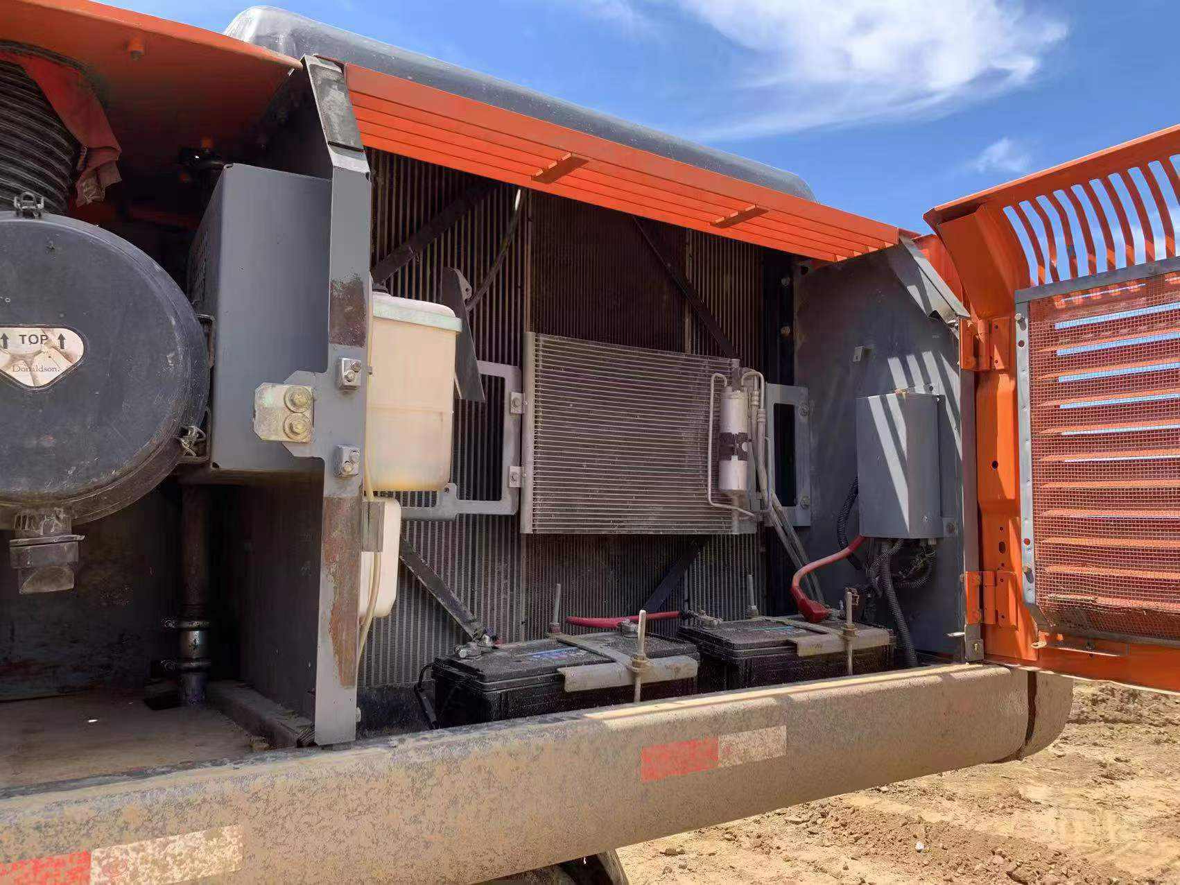 Buy Hitachi ZX350K Used Excavator / 8 Buy Hitachi ZX350K Used Excavator / 8