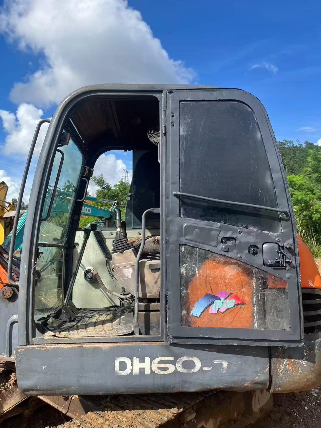 Buy Doosan DH60-7 Used Excavator / 5 Buy Doosan DH60-7 Used Excavator / 5