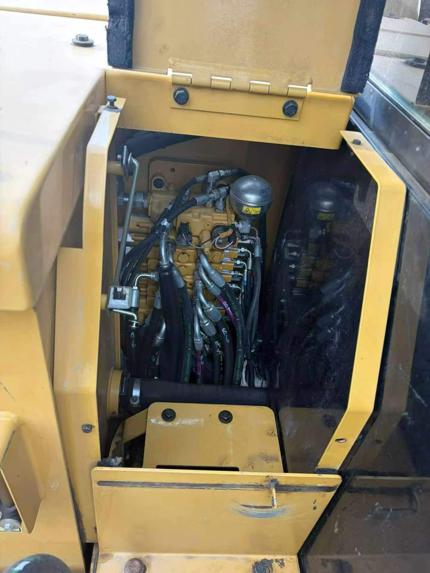 Buy Caterpillar 305.5 Used Excavator / 6 Buy Caterpillar 305.5 Used Excavator / 6