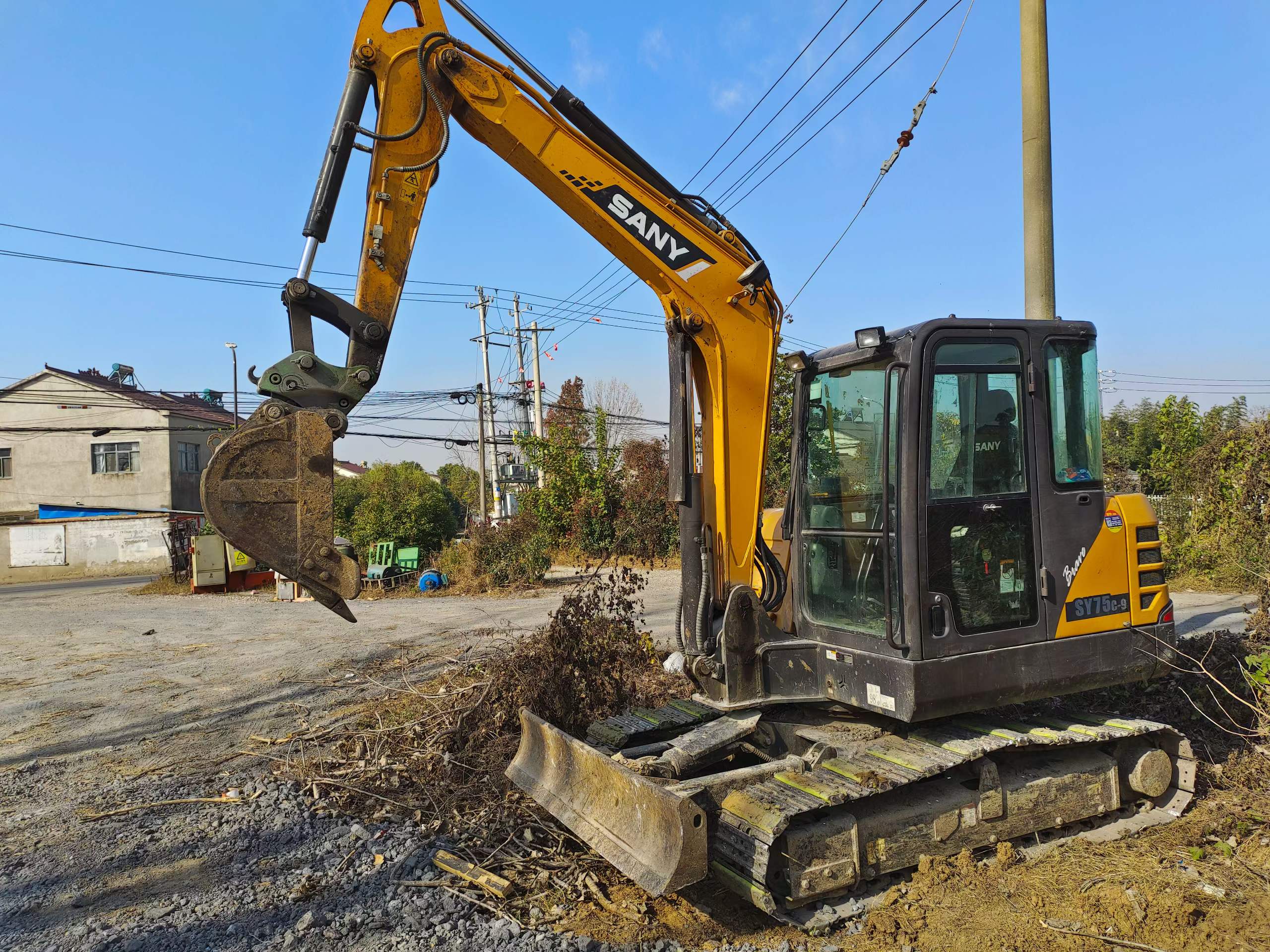 Buy Sany SY16C Used Excavator / 3