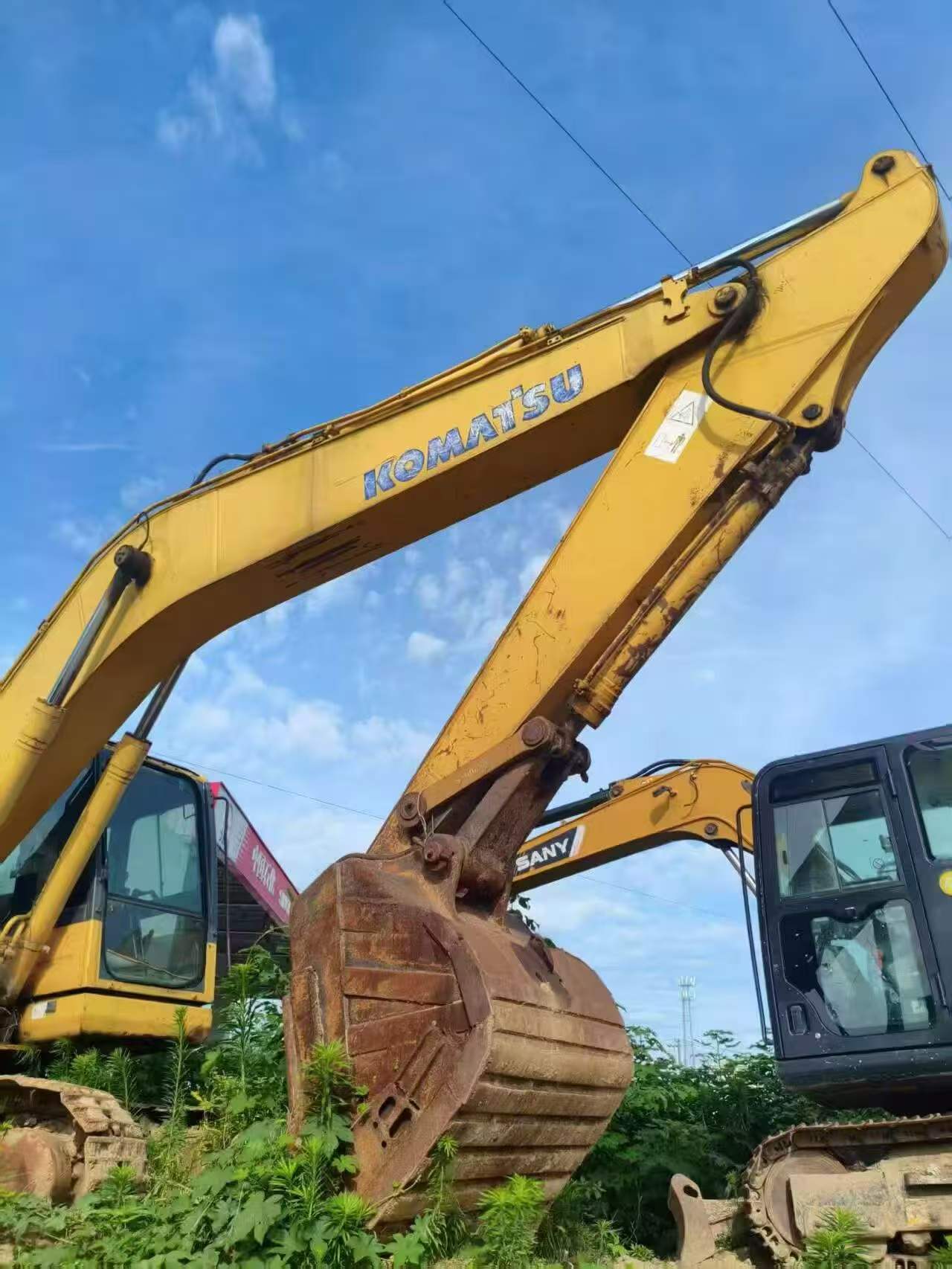 Buy Komatsu PC200 Used Excavator / 3 Buy Komatsu PC200 Used Excavator / 3
