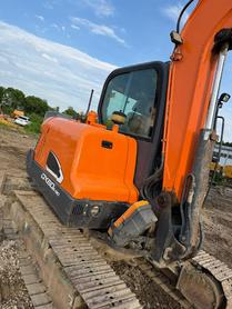 Buy Doosan DH60 Used Excavator / 3 Buy Doosan DH60 Used Excavator / 3