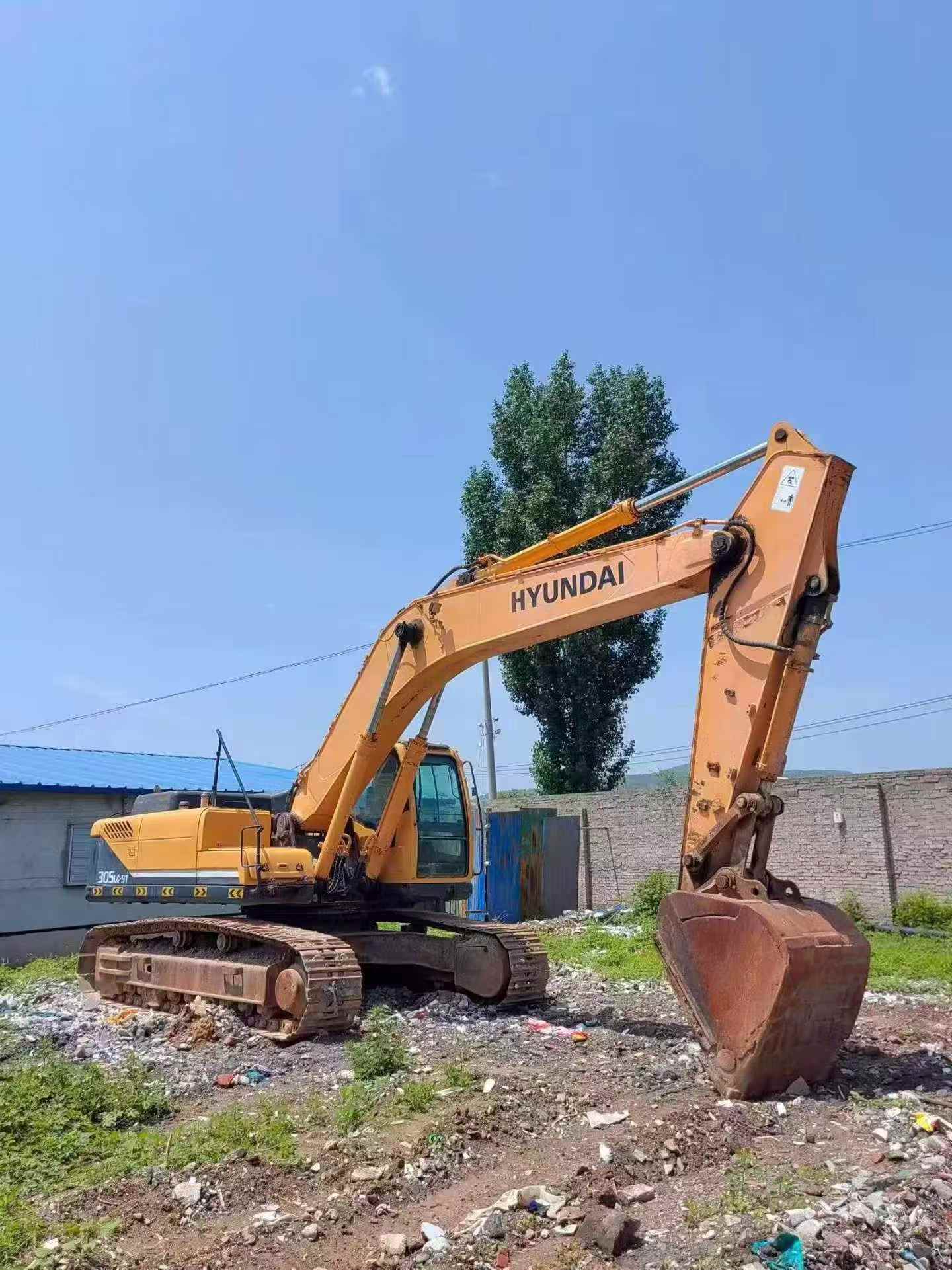 Buy Hyundai R305LC-7 Used Excavator / 2 Buy Hyundai R305LC-7 Used Excavator / 2