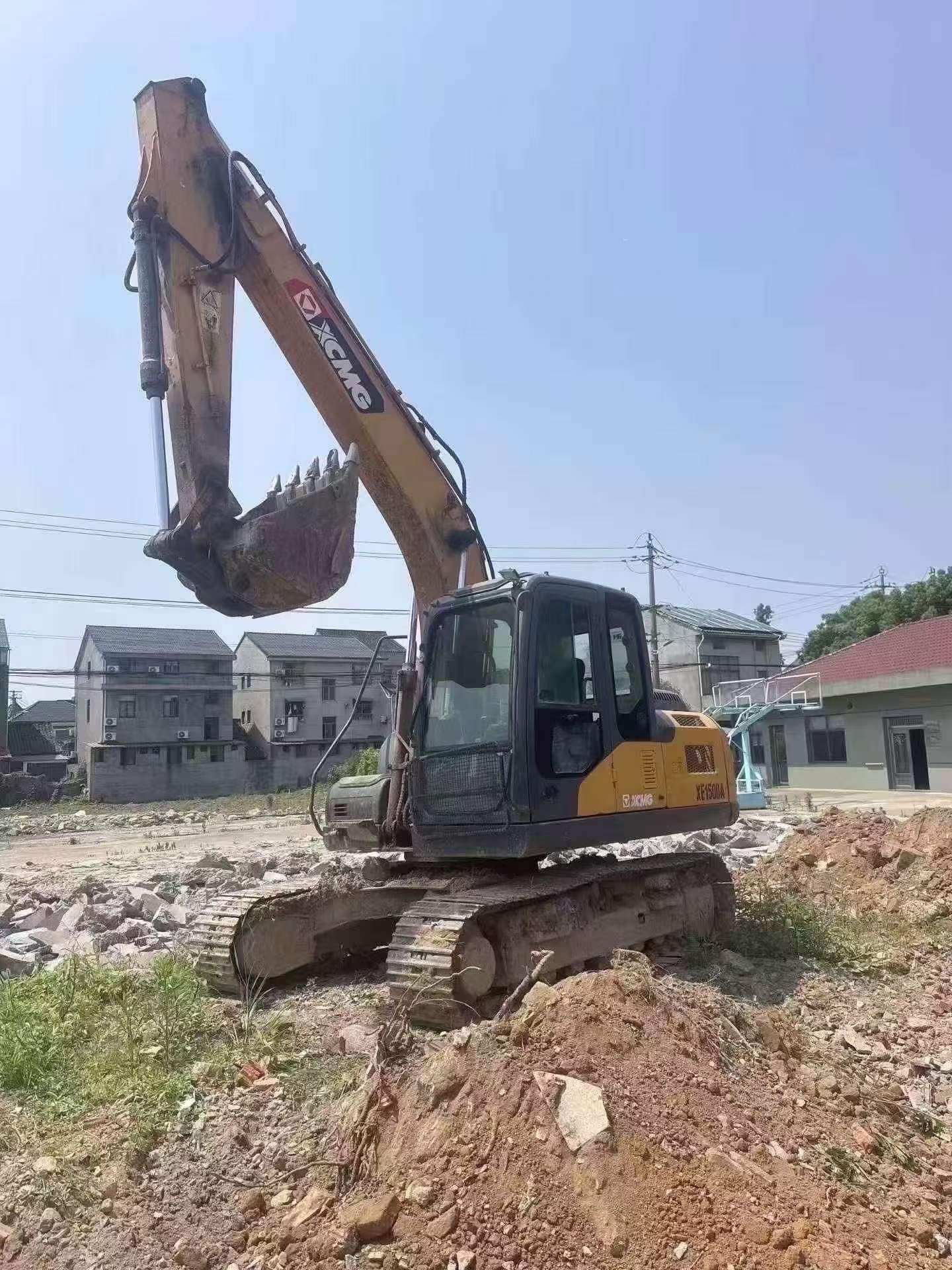 Buy XCMG Used Excavator / 4 Buy XCMG Used Excavator / 4