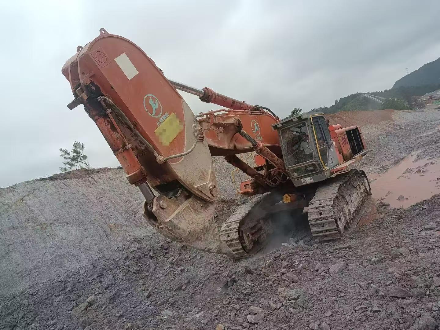 Buy Hitachi ZX850H Used Excavator / 2 Buy Hitachi ZX850H Used Excavator / 2