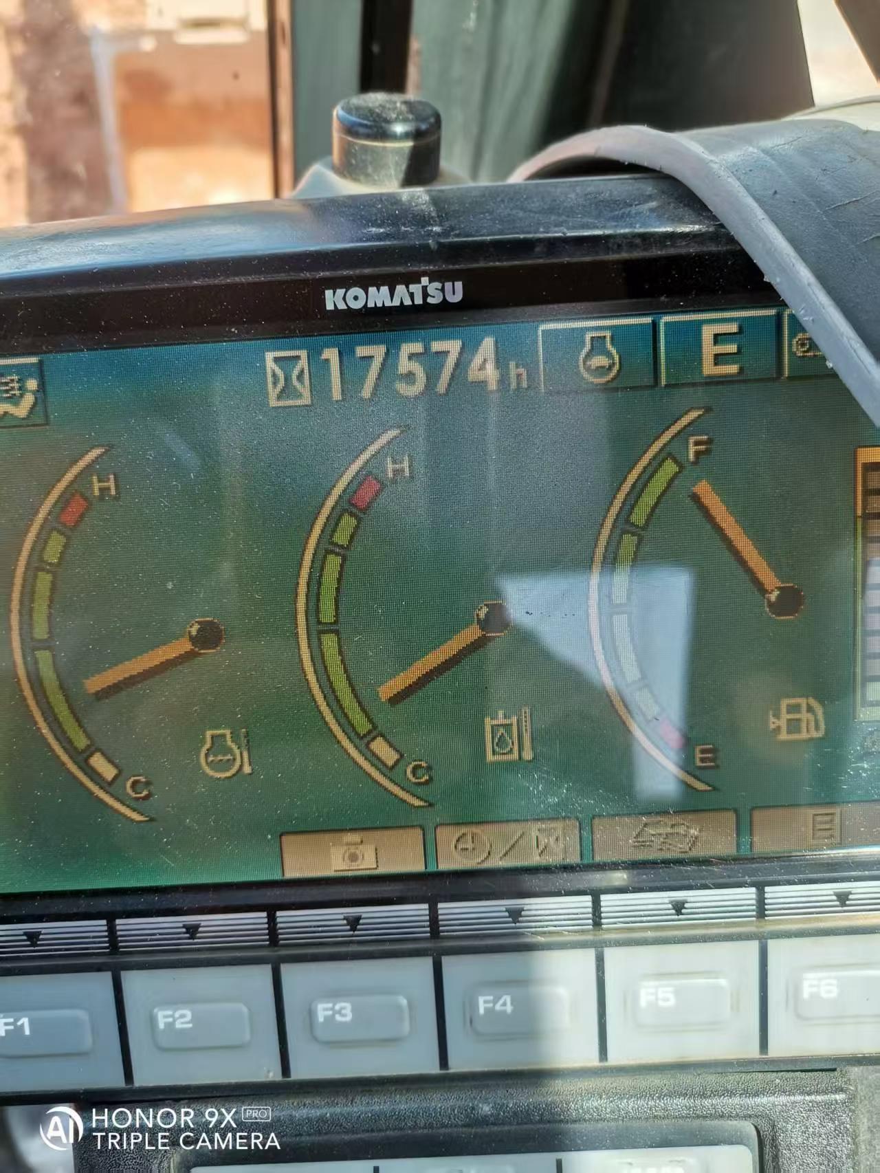 Buy Komatsu PC60-8 Used Excavator / 2 Buy Komatsu PC60-8 Used Excavator / 2