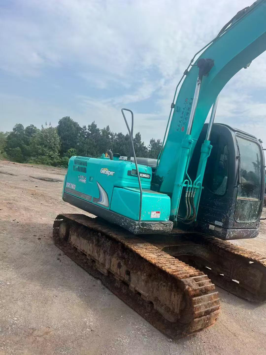 Buy Kobelco SK140 Used Excavator / 2