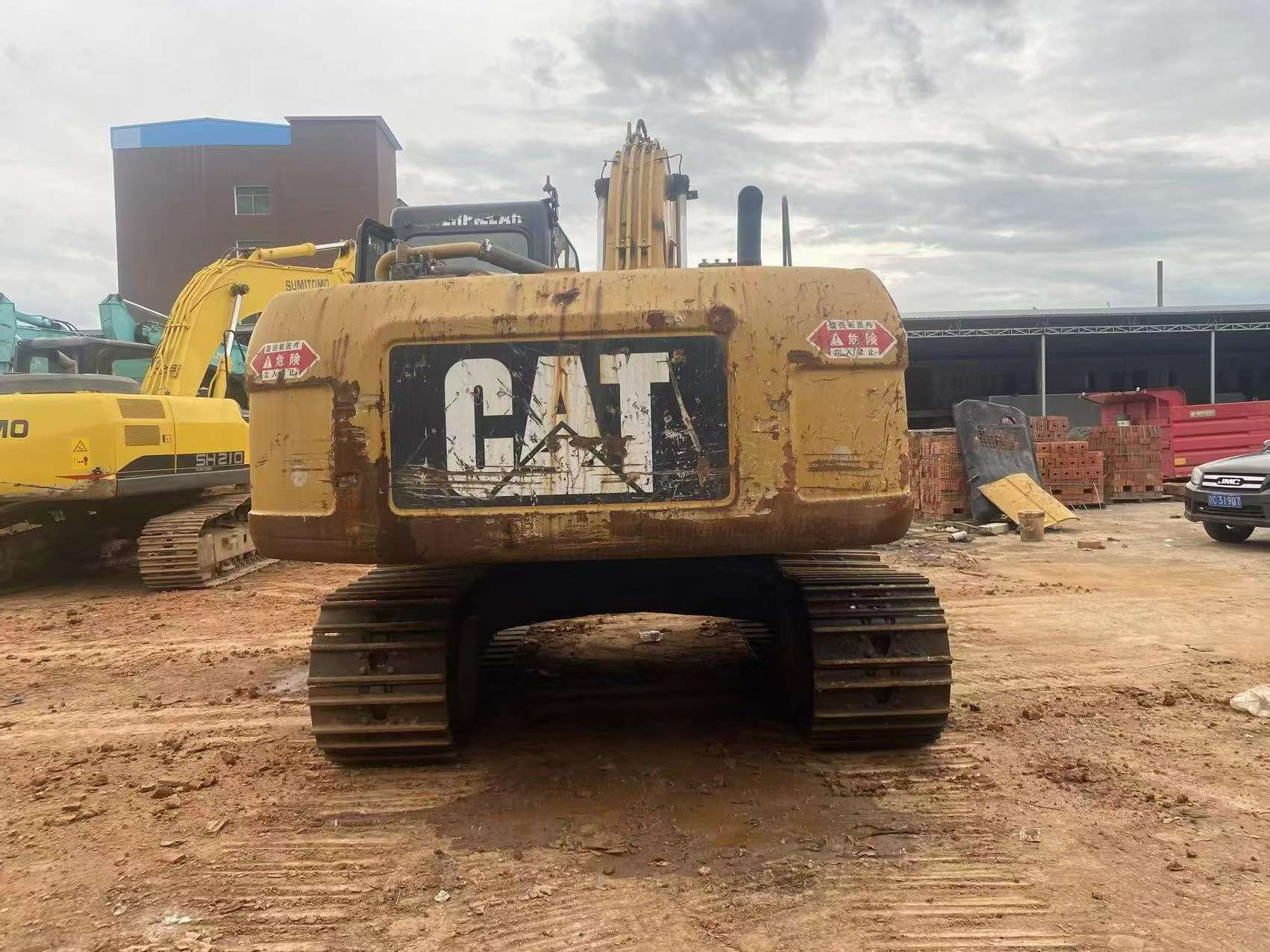 Buy Caterpillar 320A Used Excavator / 4 Buy Caterpillar 320A Used Excavator / 4