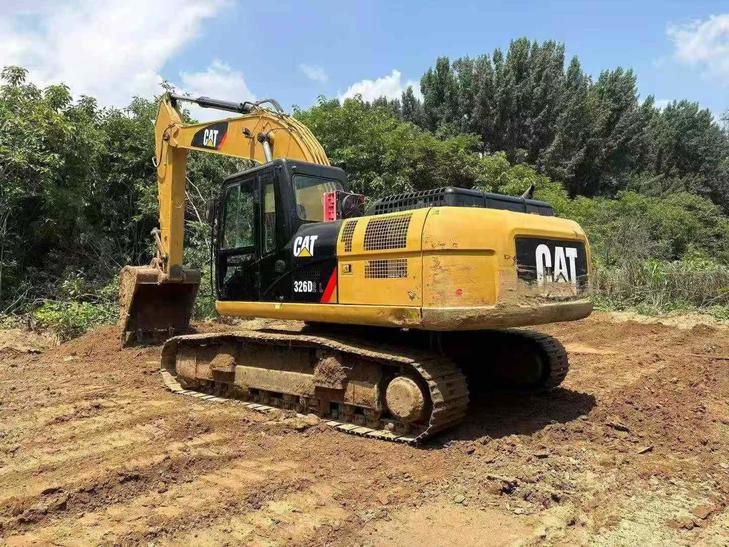 Buy Caterpillar 326DL Used Excavator / 1
