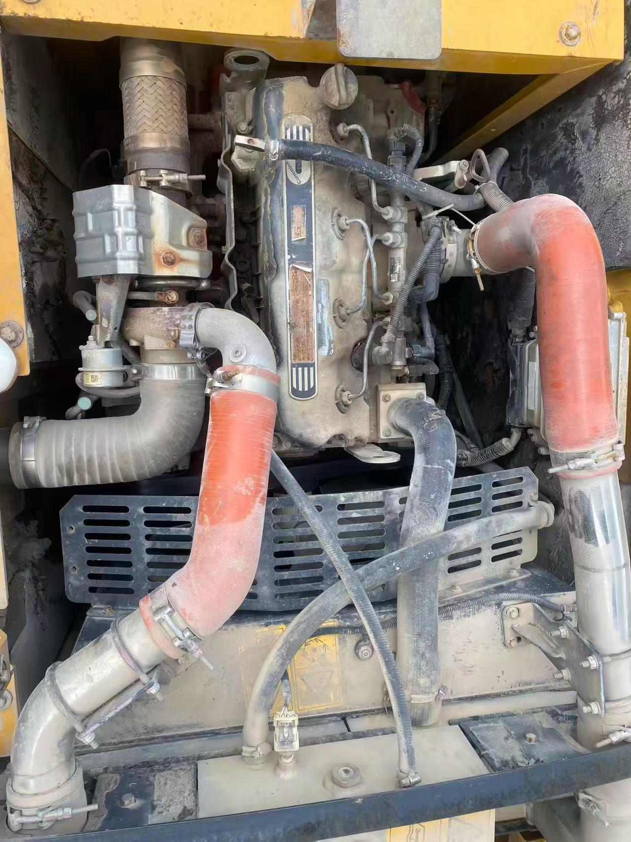 Buy XCMG LW150FV Used Excavator / 2 Buy XCMG LW150FV Used Excavator / 2