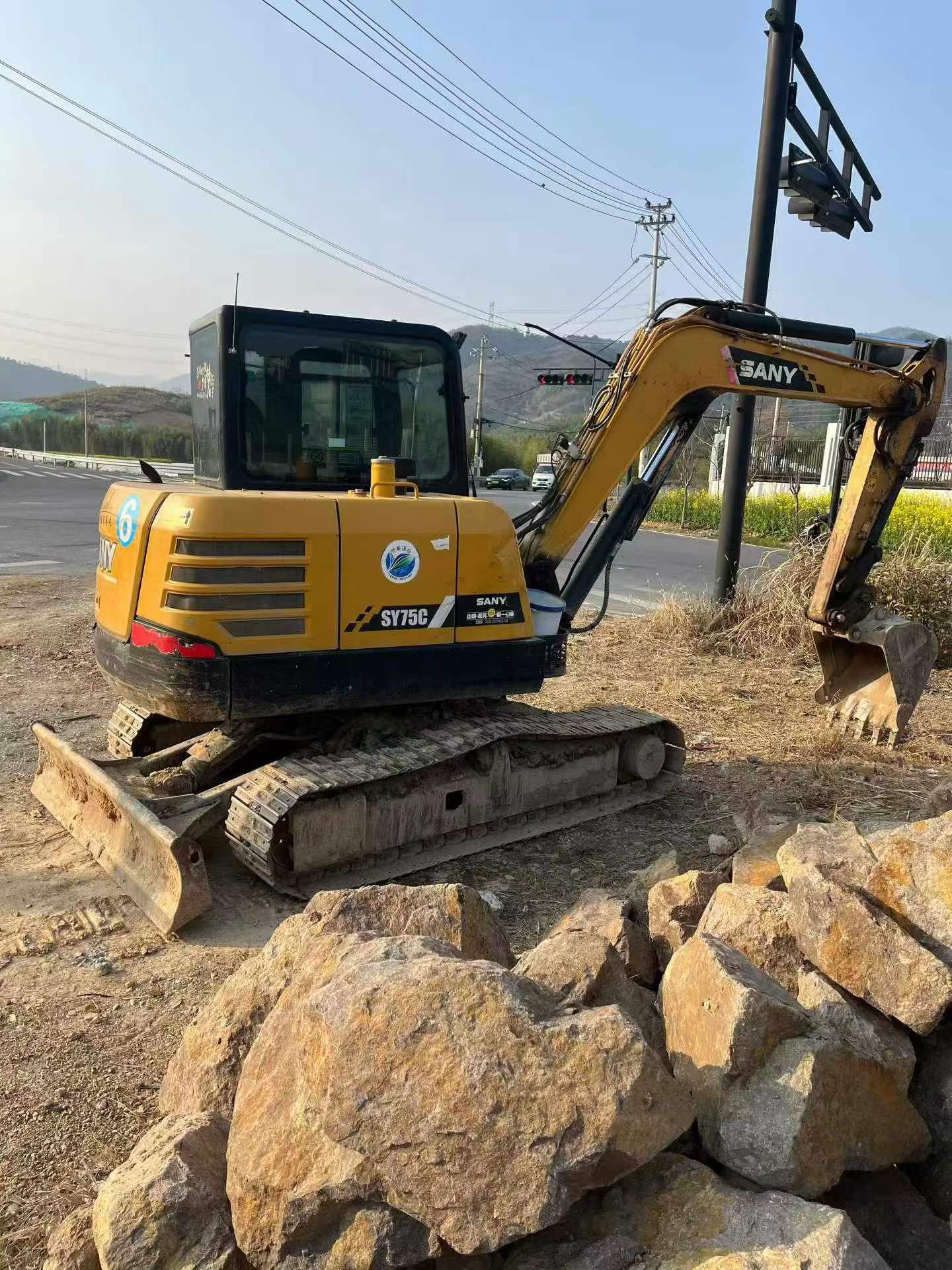 Buy Sany SY60 Used Excavator / 3 Buy Sany SY60 Used Excavator / 3
