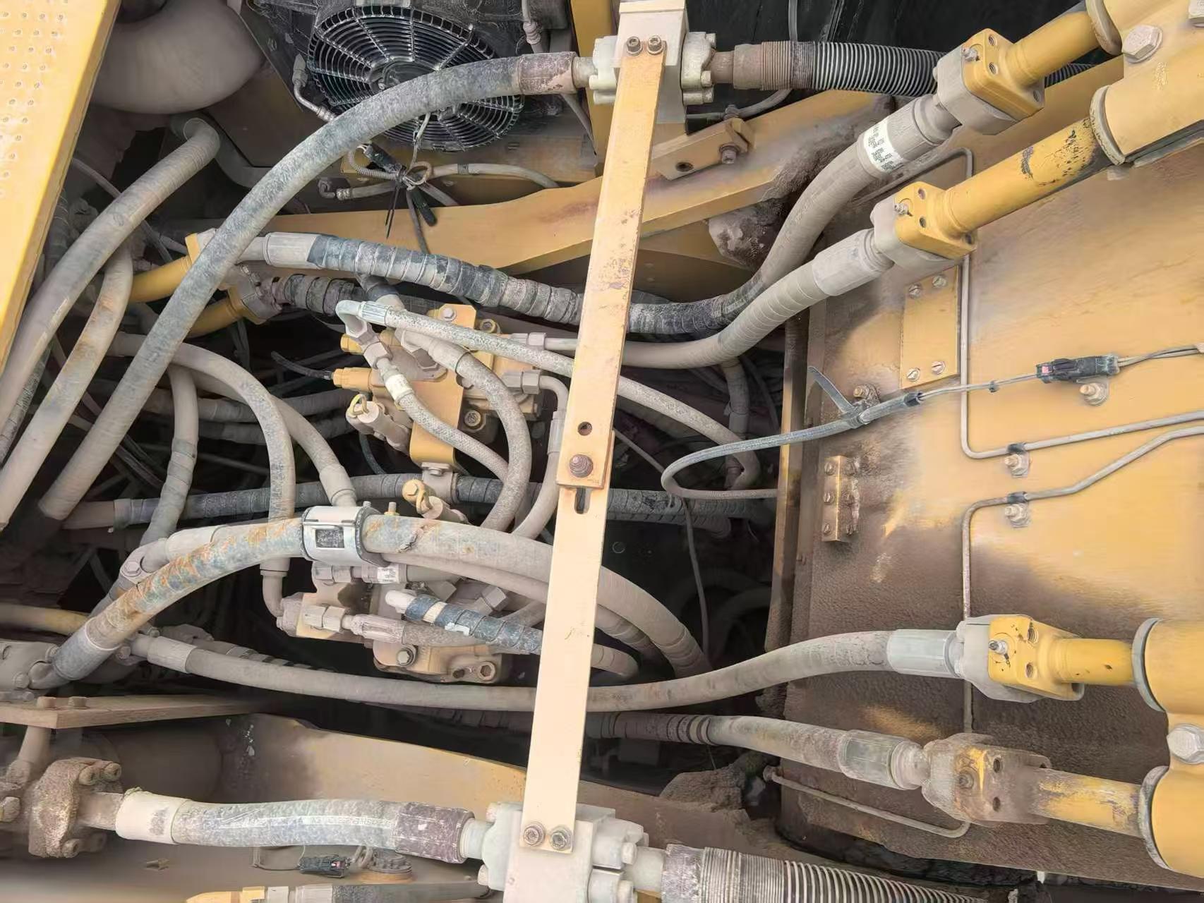 Buy Caterpillar 349E Used Excavator / 2 Buy Caterpillar 349E Used Excavator / 2