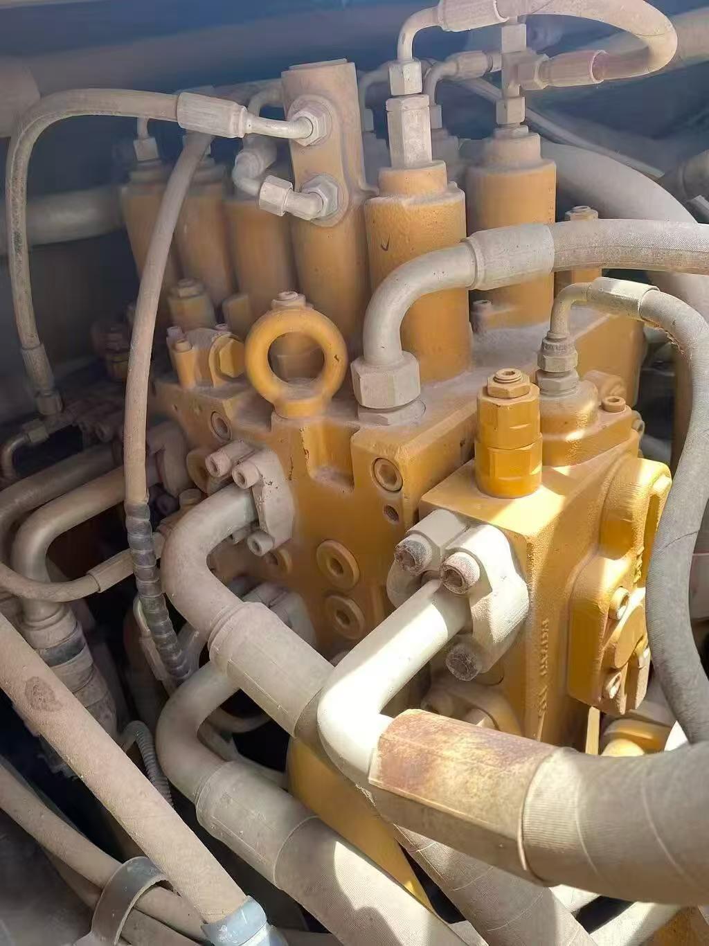 Buy Sany SY205C Used Excavator / 2